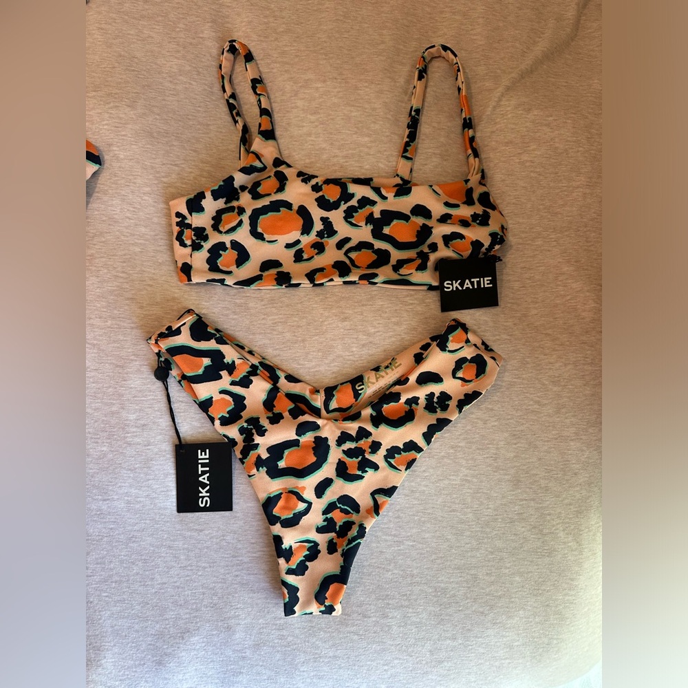 Skatie bikini sold as a set